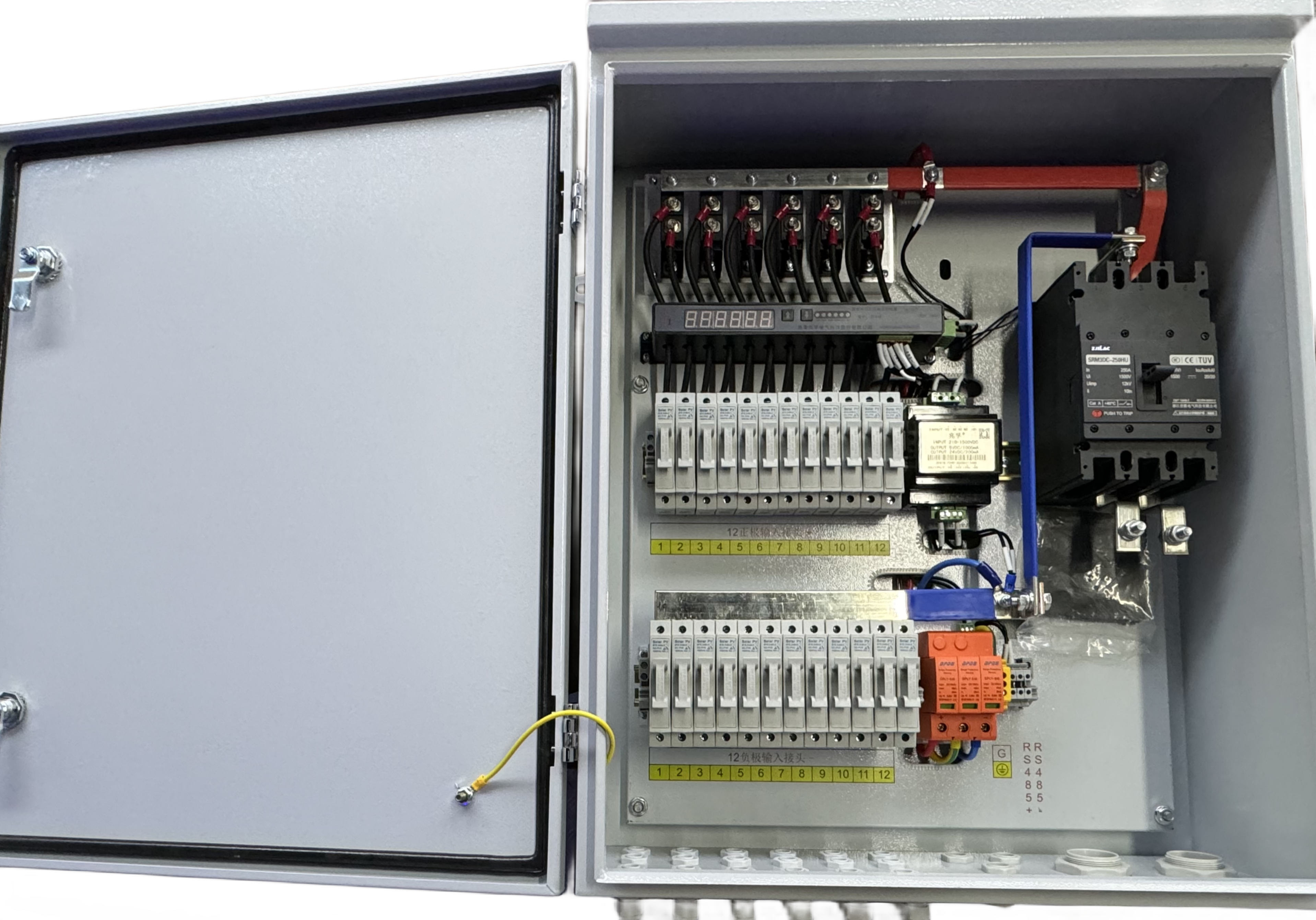 Оптимизация домашних солнечных систем: роль ящиков комбинации ZJSLAC DC в домашних солнечных энергетических решениях